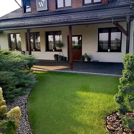 Pokoje Goscinne Wroblewscy Hotel Karniewo