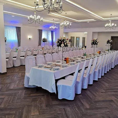 Pokoje Goscinne Wroblewscy Hotel *